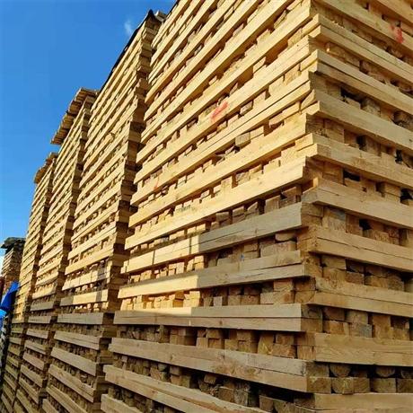 产品展厅 >建筑木方材 鸿润 云南昆明木材市场 用于装修及门窗材料